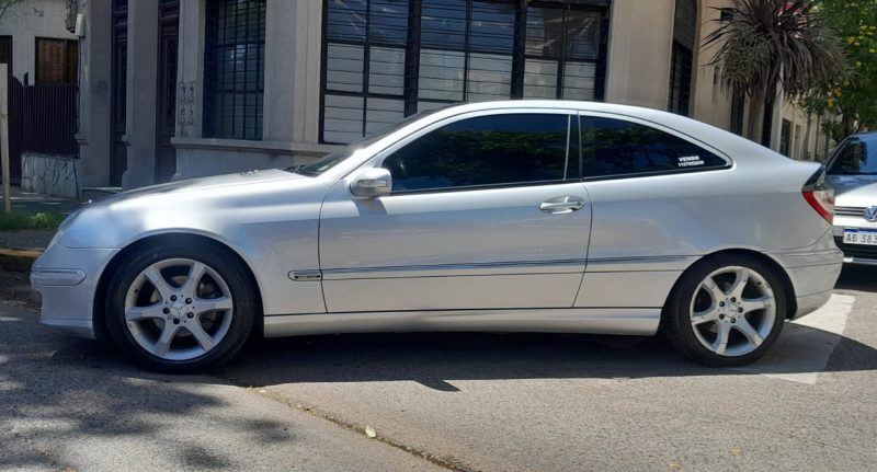 Mercedes Benz Clase C220 Sportcouoe CDI Plus 2006 - Imagen 3