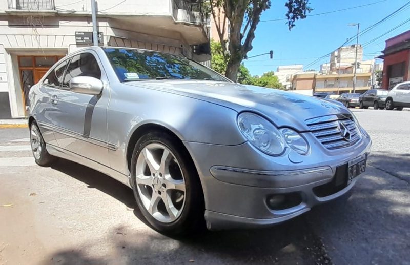 Mercedes Benz Clase C220 Sportcouoe CDI Plus 2006 - Imagen 5