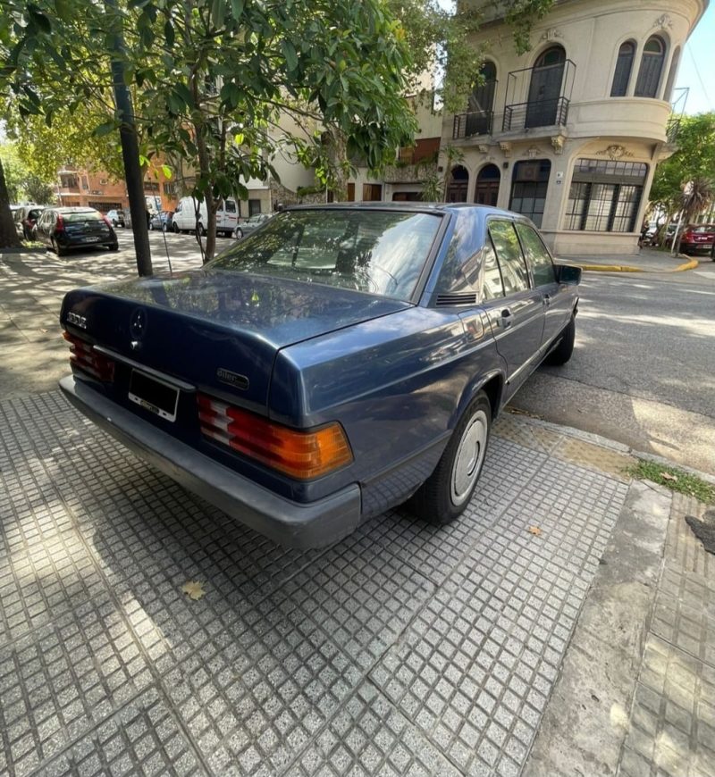 Mercedes Benz E190 2001 - Imagen 2